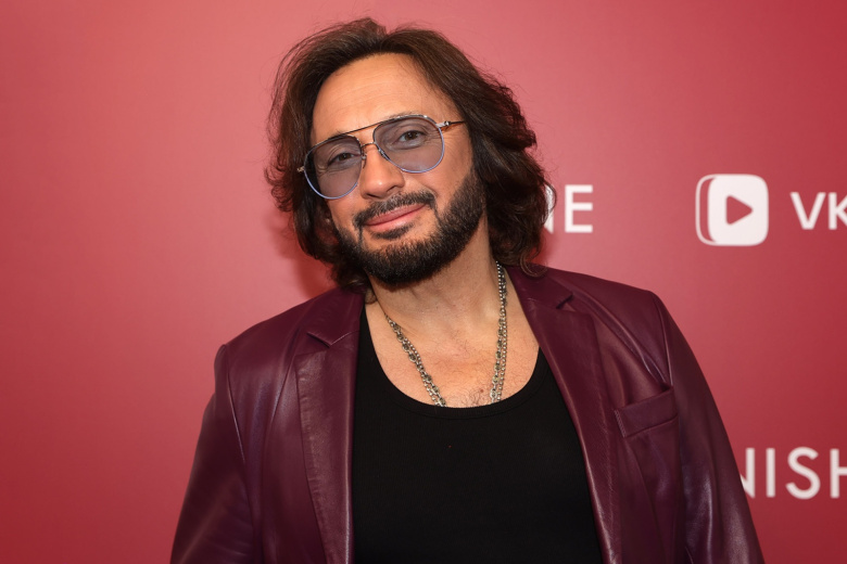 Певец Стас Михайлов во время фотосессии на музыкальной премии «Жара Music Awards 2026»